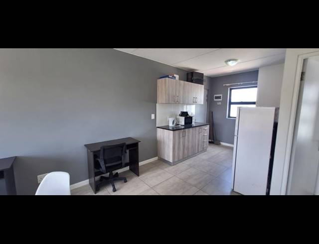 2 BEDROOM PROPERTY TO RENT IN AAN DE WIJNLANDEN